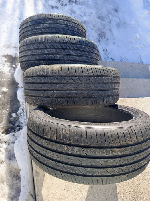 Продам летнюю резину 135.45.R19