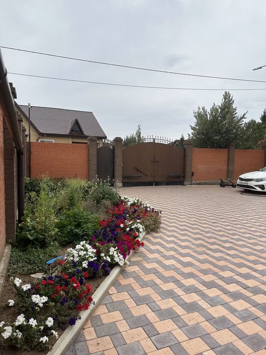 Продам трехуровневый дом