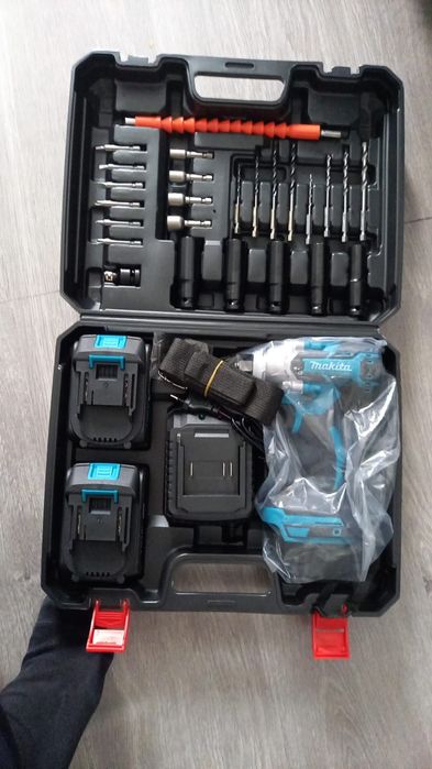 Инструменты разные в отличном состоянии