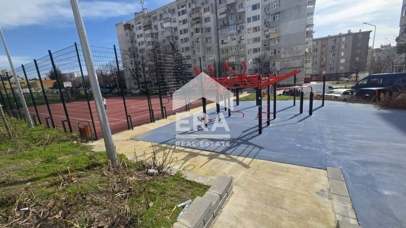 Двустаен  (преустроен) апартамент след основен ремонт, завършен до клю