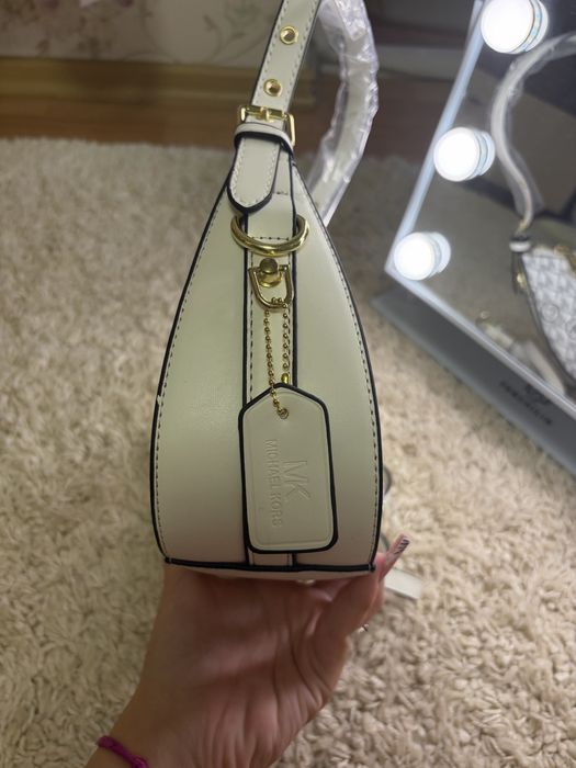 Geanta michael kors alba