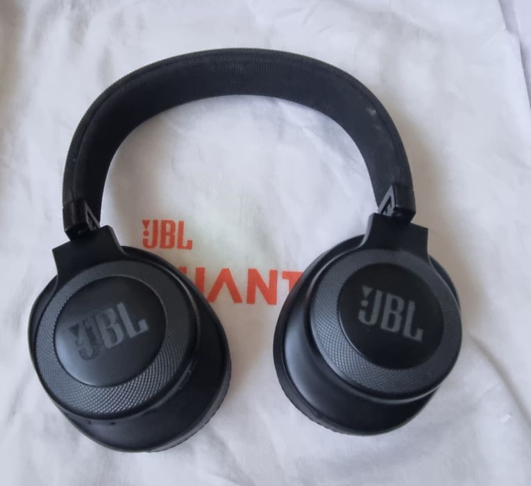 Casti wireless JBL E65 BTNC