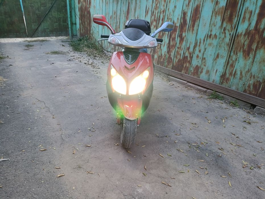 Продам Мопед 150см³