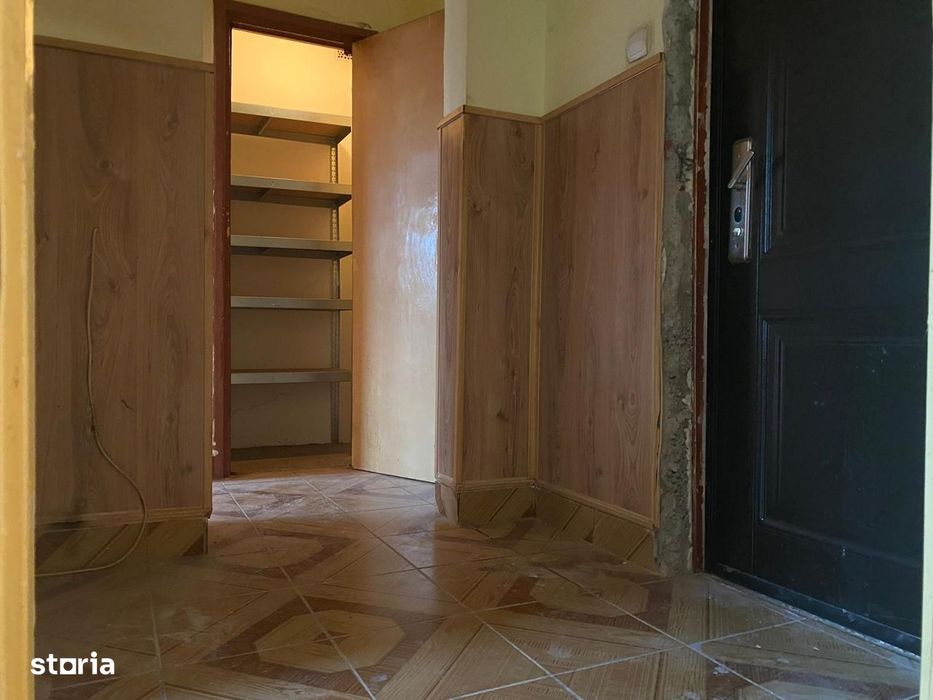 Vanzare apartament cu 3 camere în Micro 6  zonă căutată din Târgoviste