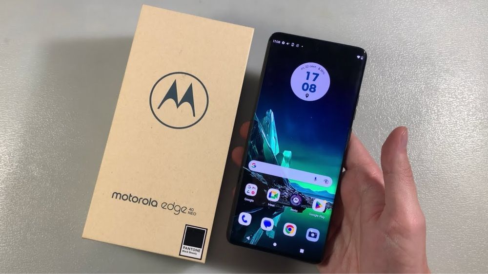 Moto edge 40 5G.  12/256