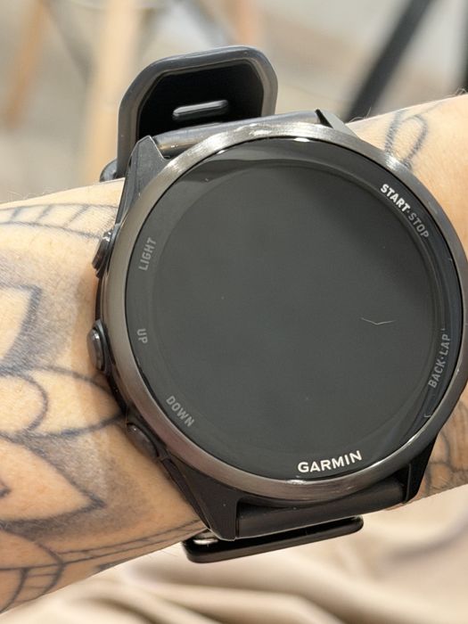 Продам гармин 570 47 мм