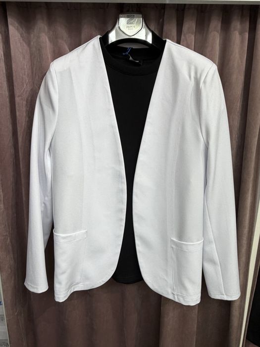 Sacouri Casual/Elegante fara nasturi! Calitate superioara!