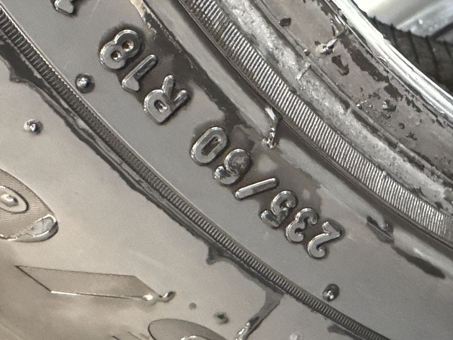 235/60/18 Pirelli комплект летняя резина
