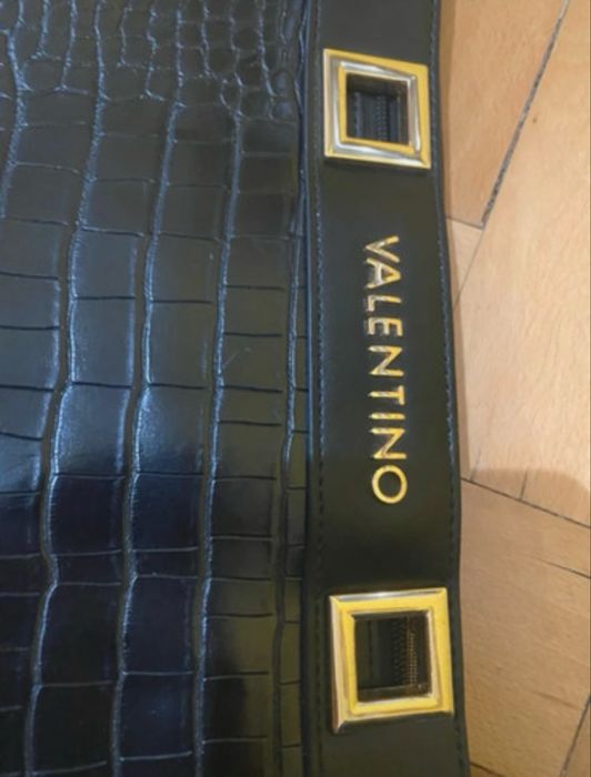 geanta valentino