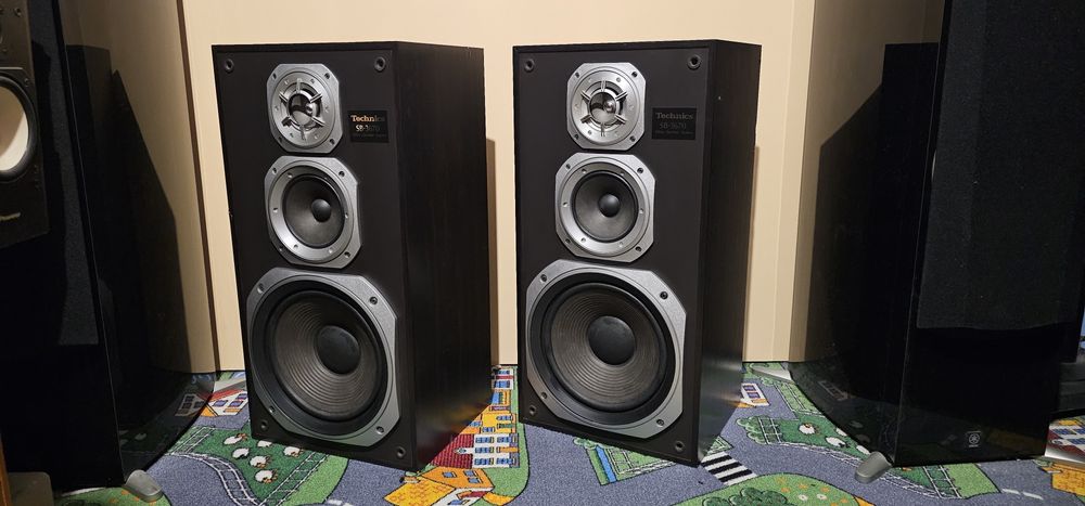 Colectie Technics SB 3670 boxe audio pe trei cai