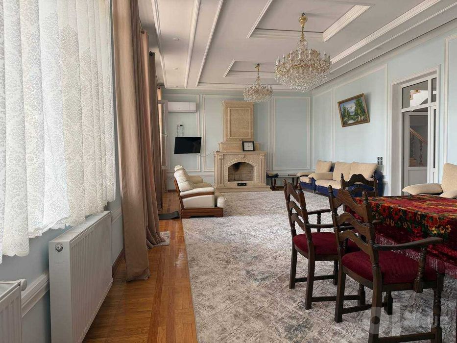 Продам дом на участке 14 соток с выходом на Бозсу.Кибрай.Сохибкор.