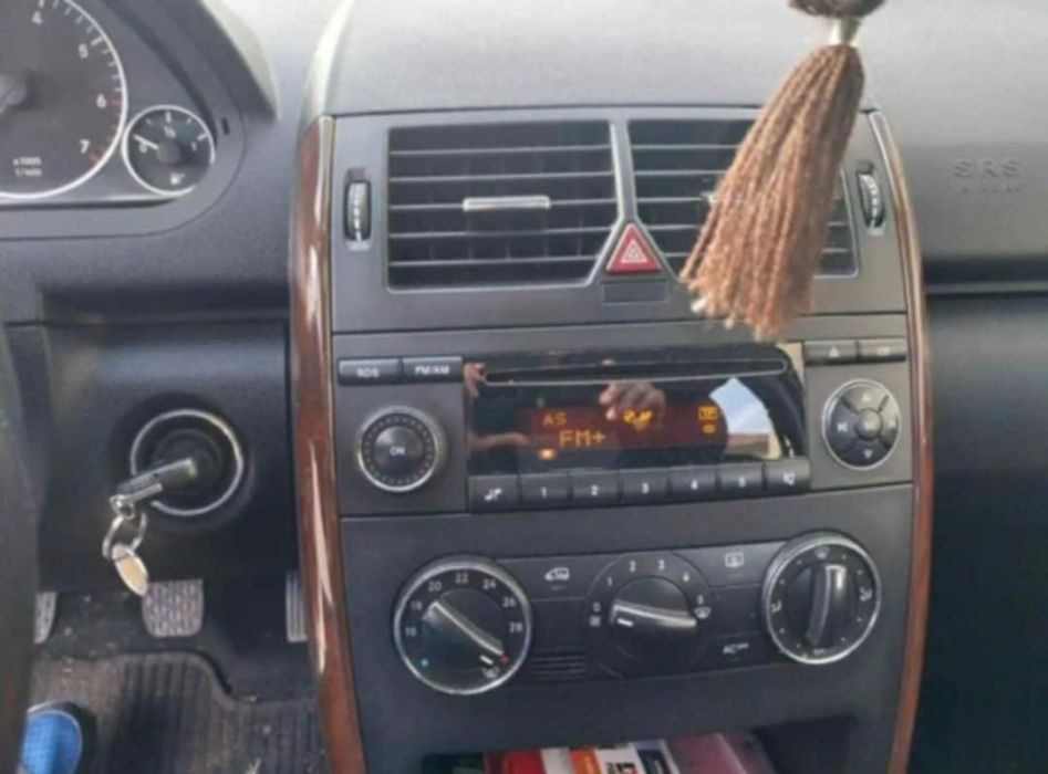 Мерцедес A170 бензин