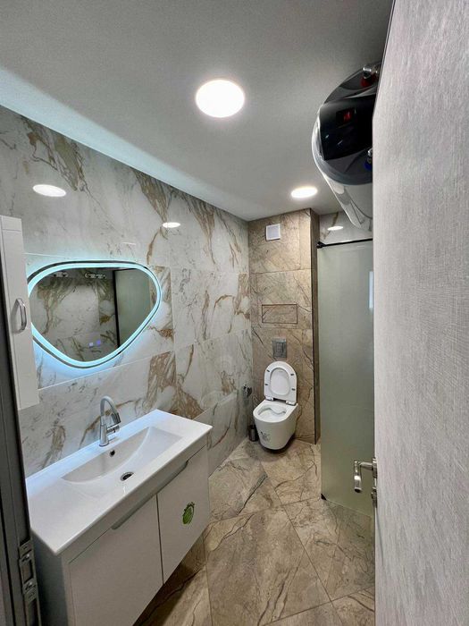 Дава се под наем Тристаен апартамент в София, Студентски град - 108 кв.м за 899 € - Снимка #10