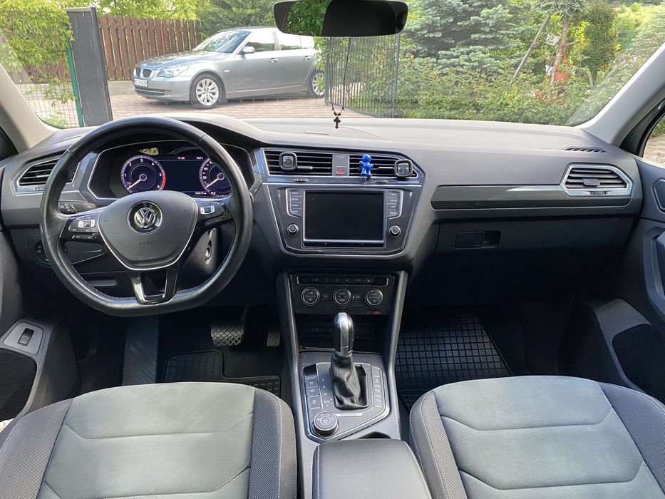VW Tiguan R line 2.0 TDI 4Motion Automatik