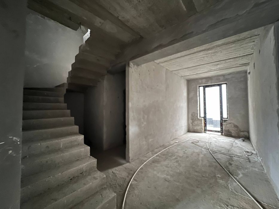 Новый танхаус в Юнусабаде, 250 м², 7 комнат