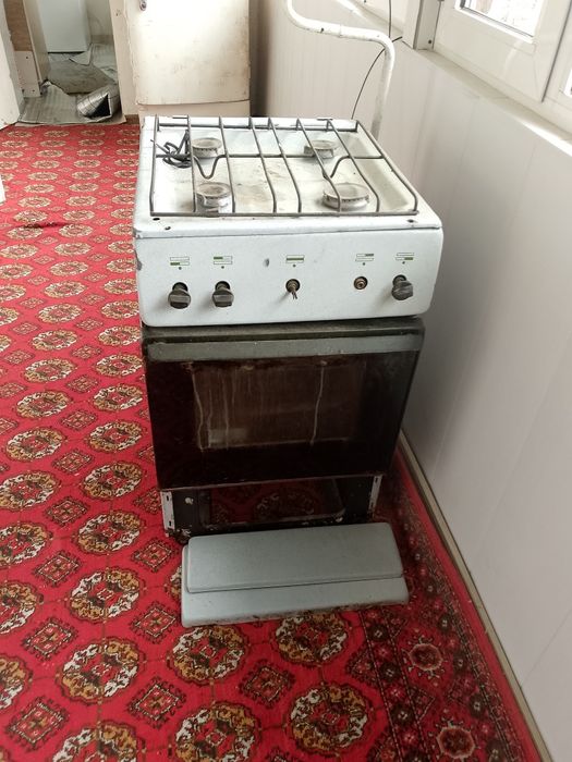 Газ плита сотилади