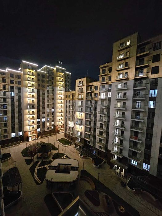 ЖК Ozmahal: студия 44 м² с евроремонтом, монолит, центр`