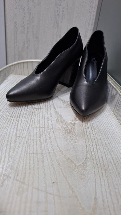 новые осенние туфли