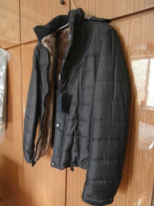 Куртка зимняя с капюшоном