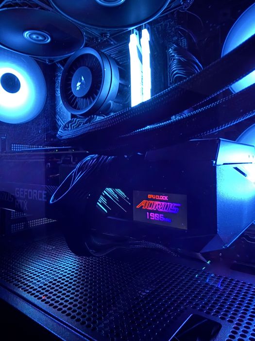 Setup Gaming High-End  PC i7-14700K | RTX 3080 Aorus | 32Ram ddr5 | Monitor MSI 250Hz