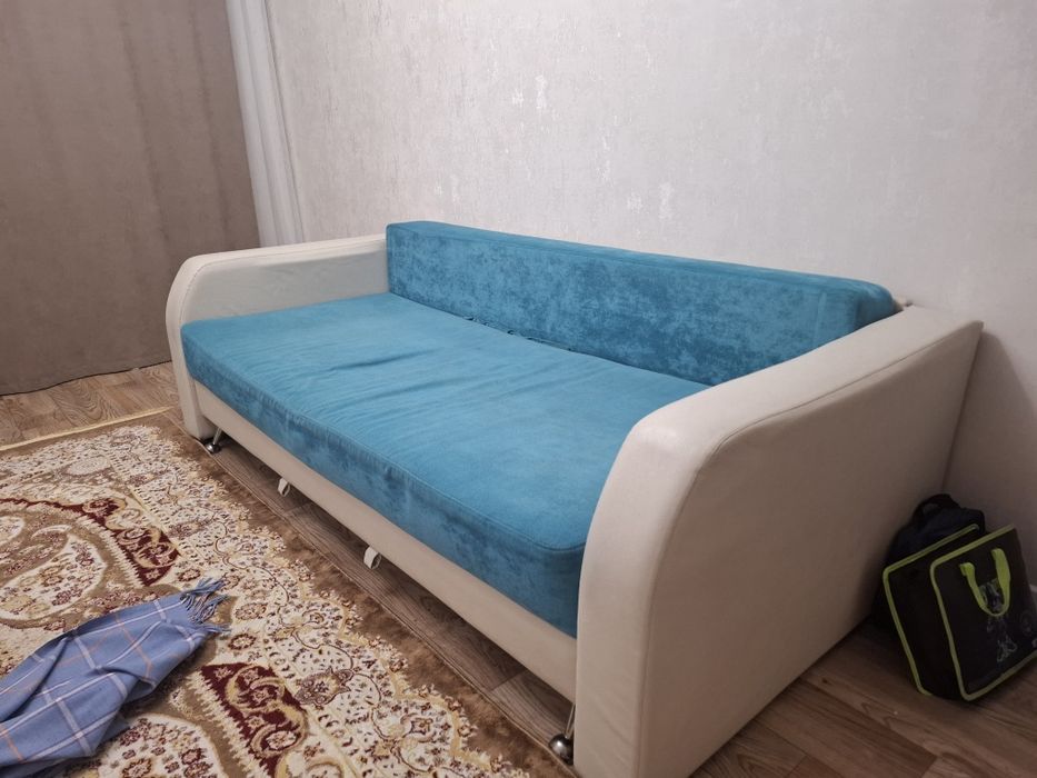 Диван в отличном состоянии