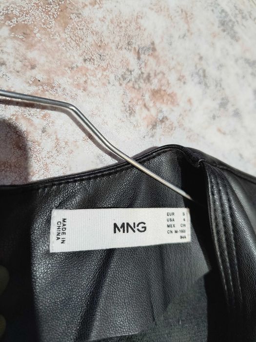 Черна рокля,естествена кожа,размер S