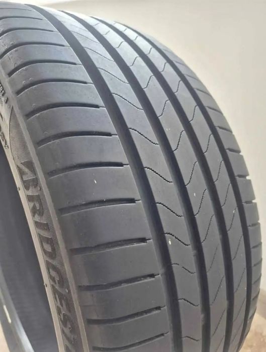 Cauciucuri de vara Brigestone turanza 245/45/R19