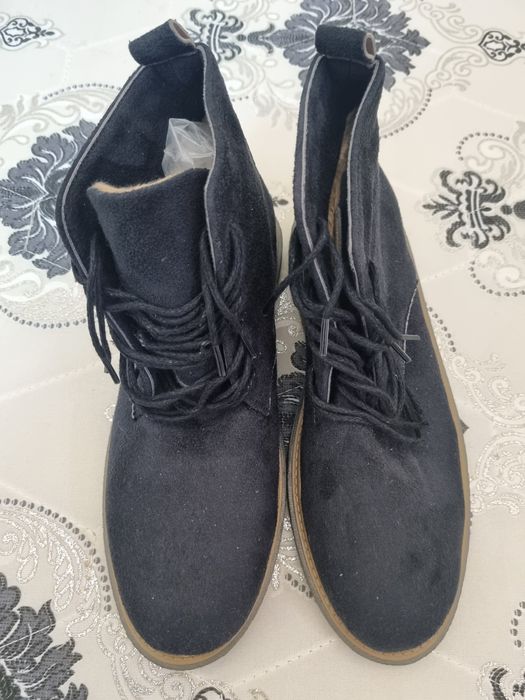 Ботинки замша новая