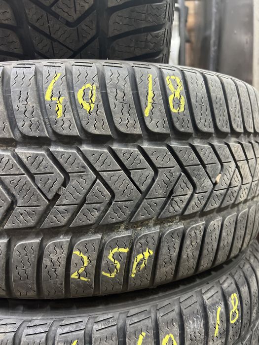 245 40 18 Pirelli Sotto Zero 3 / Vulcanizare Non Stop