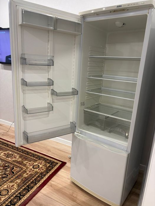 Продам холодильник