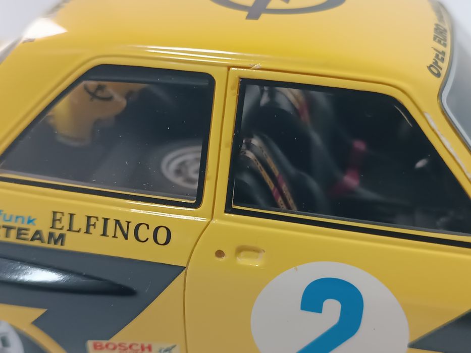 Macheta BoS Opel Ascona A raliu 1:18 editie limitata ( Burago