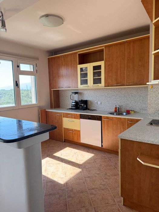 Дава се под наем Тристаен апартамент в София, Изток - 90 кв.м за 800 € - Снимка #4