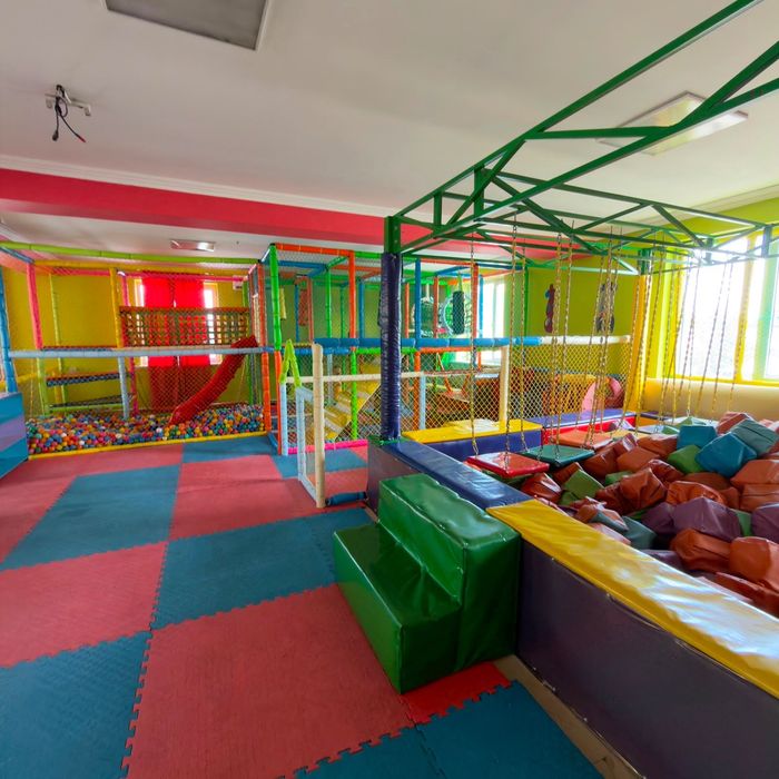 Продам игровую зону