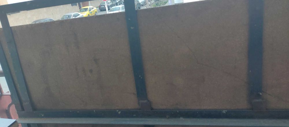 легло плюс матрак( може и поотделно)