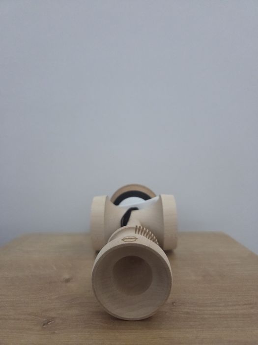 Sweets Kendama - Broken Bones