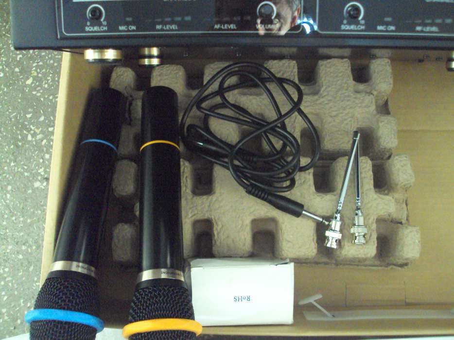 Set microphone wireless system karaoke-party