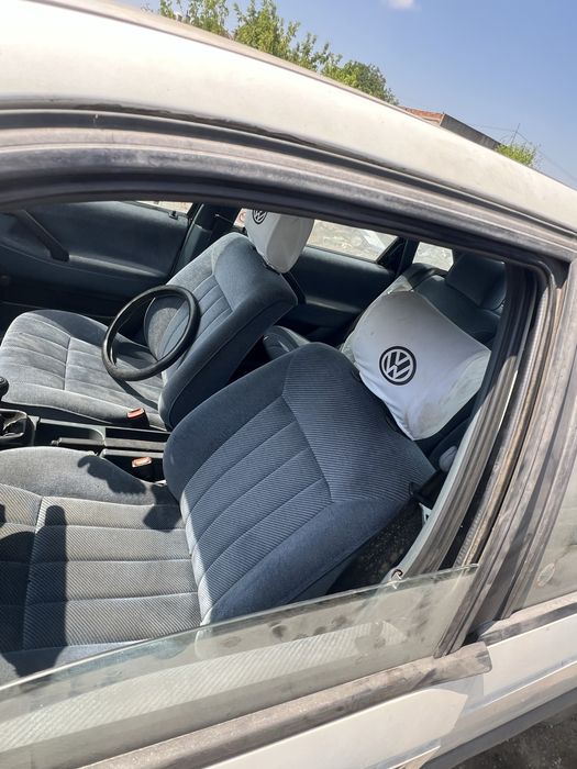 Volkswagen Passat 2 1.8 НА ЧАСТИ