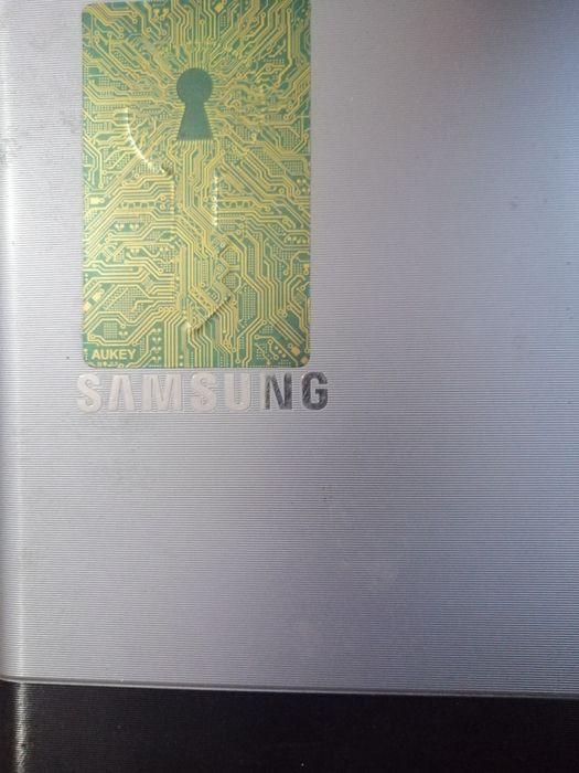 Лаптоп - Samsung
