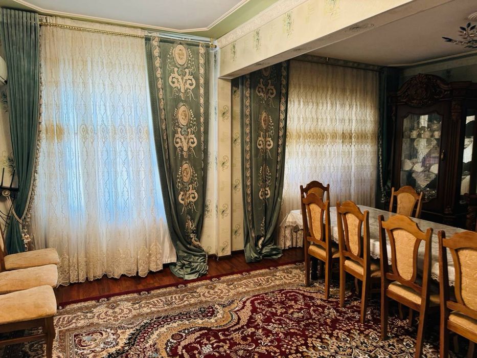 4 комнатная квартира в Сарыкульке Мирабадский район