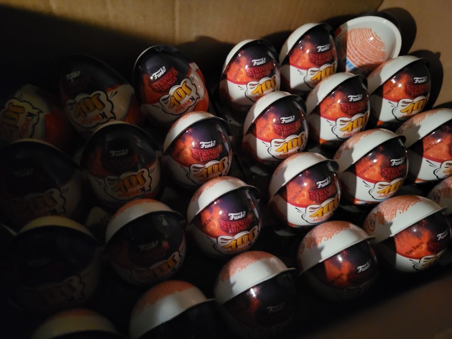 Kinder Joy stranger things киндер осд очень странные дела