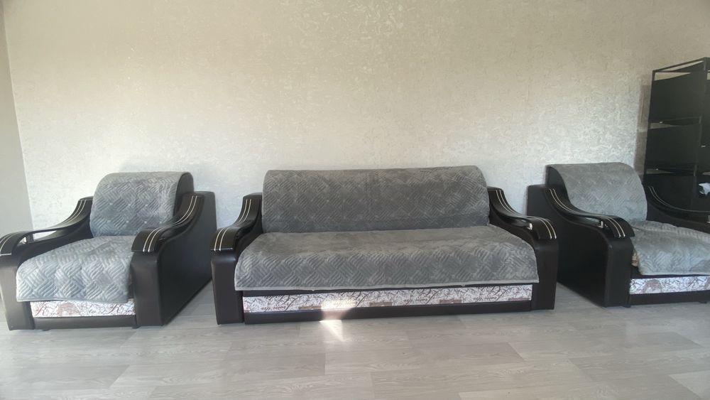 Продам мягкий уголок