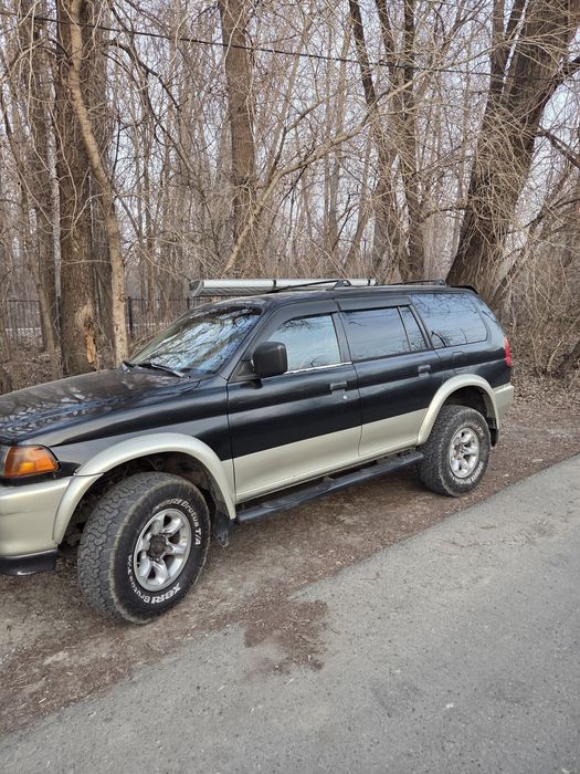 Машина Митсубиси