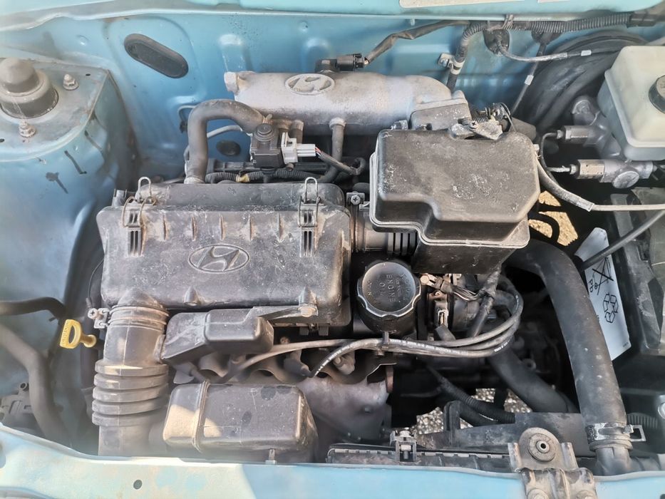 Продавам Хюндай Атос