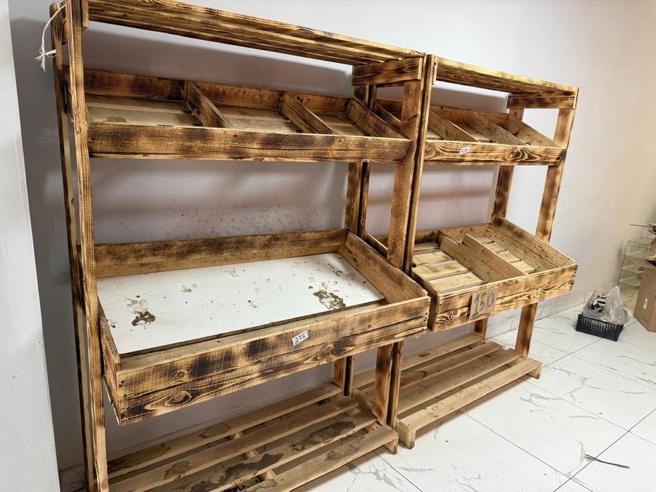 Деревянные полки