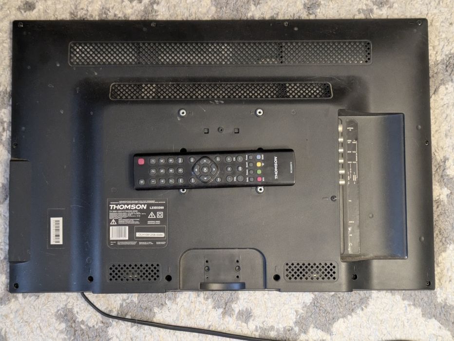 телевизор thomson l23d3260 б/у