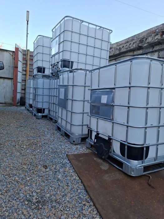 Еврокуб ёмкость объёмом 1000 литров