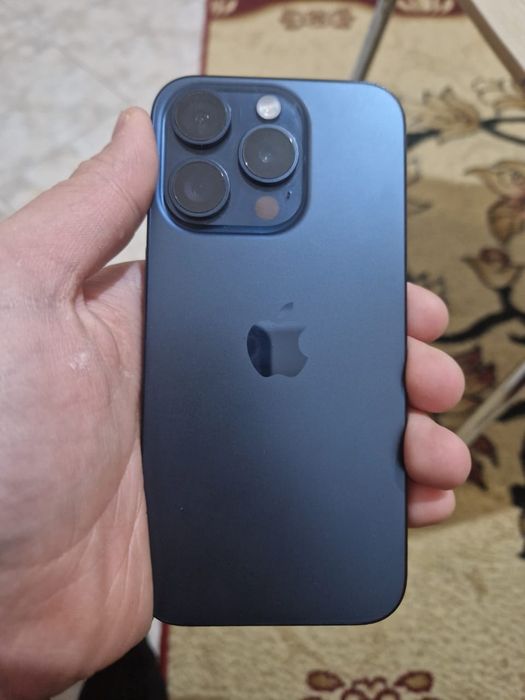 Айфон 15про в хорошем состоянии