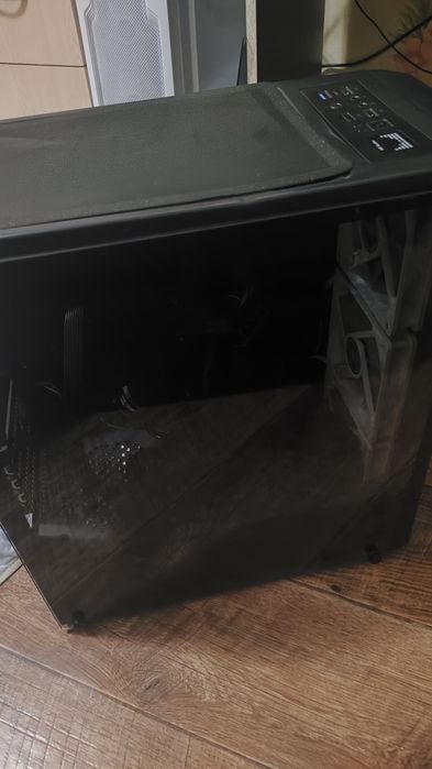 Корпус с БП и вентиляторами