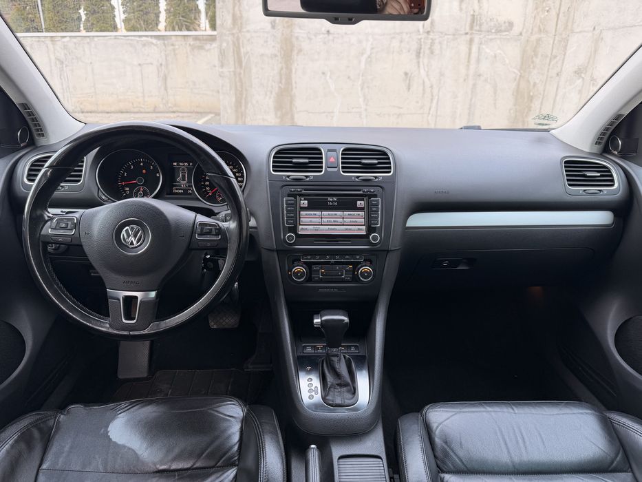 Volkswagen Golf 6 1.4 160cp Dynaudio/Camera/Piele/Scaune incalzite