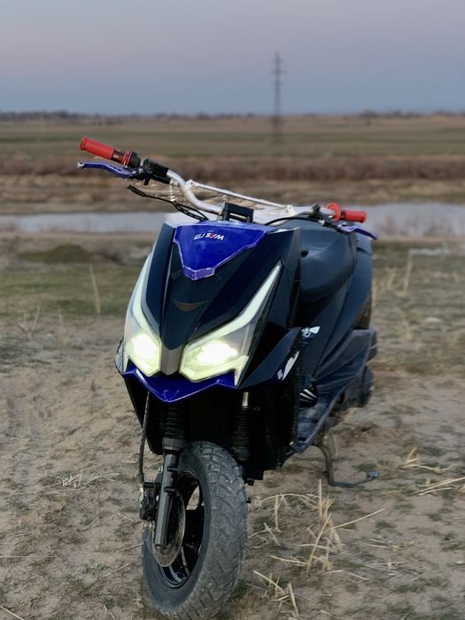 Продам м8 venom 150cc